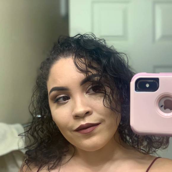 Meet your Posher, Jacquelyn - Picture 1 of 1